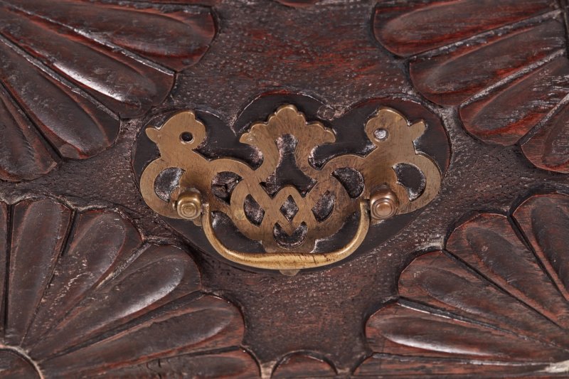 Fantastic 19th Century Antique Carved Oak Dresser - Image 8